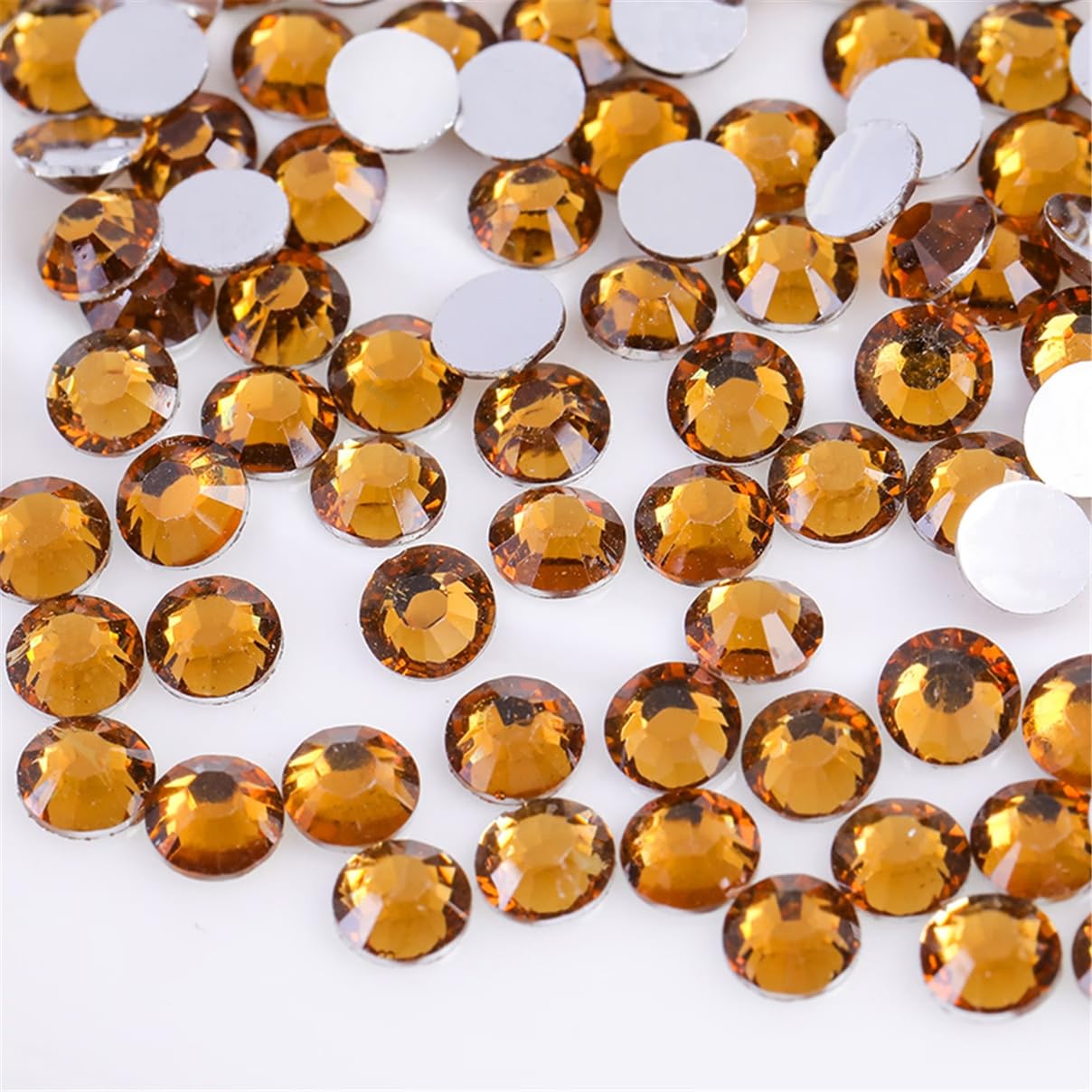 500 Pieces SS30 6mm Flatback Rhinestones Clear Glass Round Gems Crystals for Nail Art DIY Crafts Clothes Shoes Bags （Yellow Coffee）